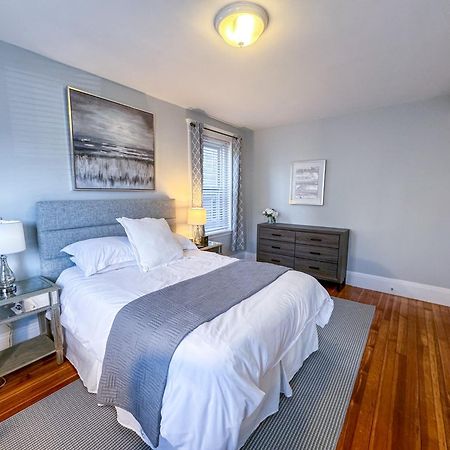 Huge,3 Bed,2Bath,Public Transport,Boston,Sleeps 9 Apartman Brookline Kültér fotó