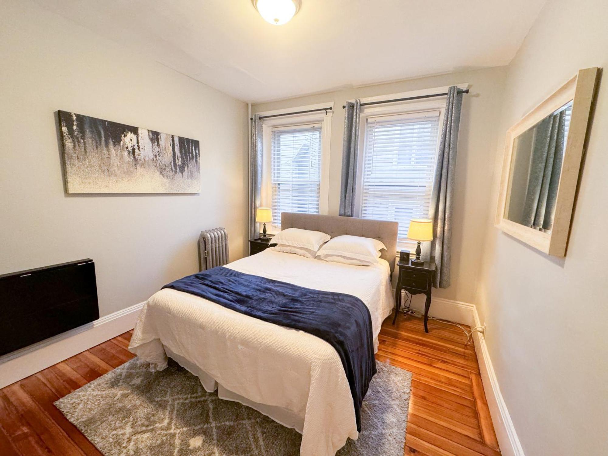 Huge,3 Bed,2Bath,Public Transport,Boston,Sleeps 9 Apartman Brookline Kültér fotó