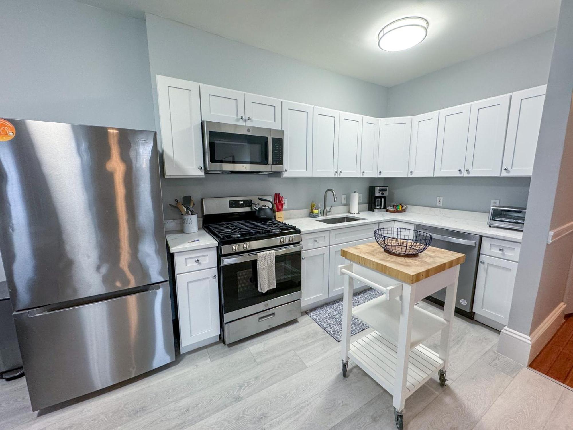 Huge,3 Bed,2Bath,Public Transport,Boston,Sleeps 9 Apartman Brookline Kültér fotó